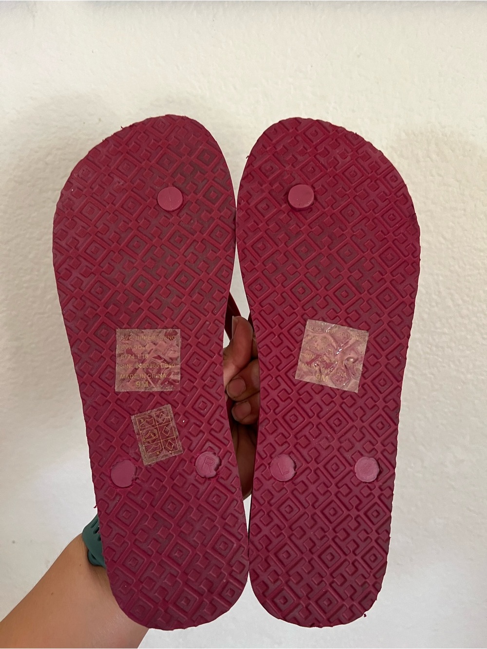 Tory Burch Flip Flops in Party Fuschia Traveler Square 650 Size 9M - Picture 8 of 10
